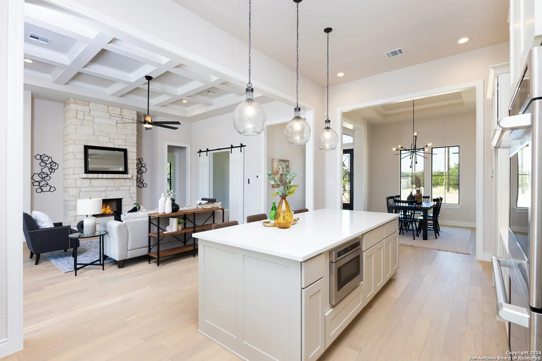 Photo of 335 TOUCAN DR