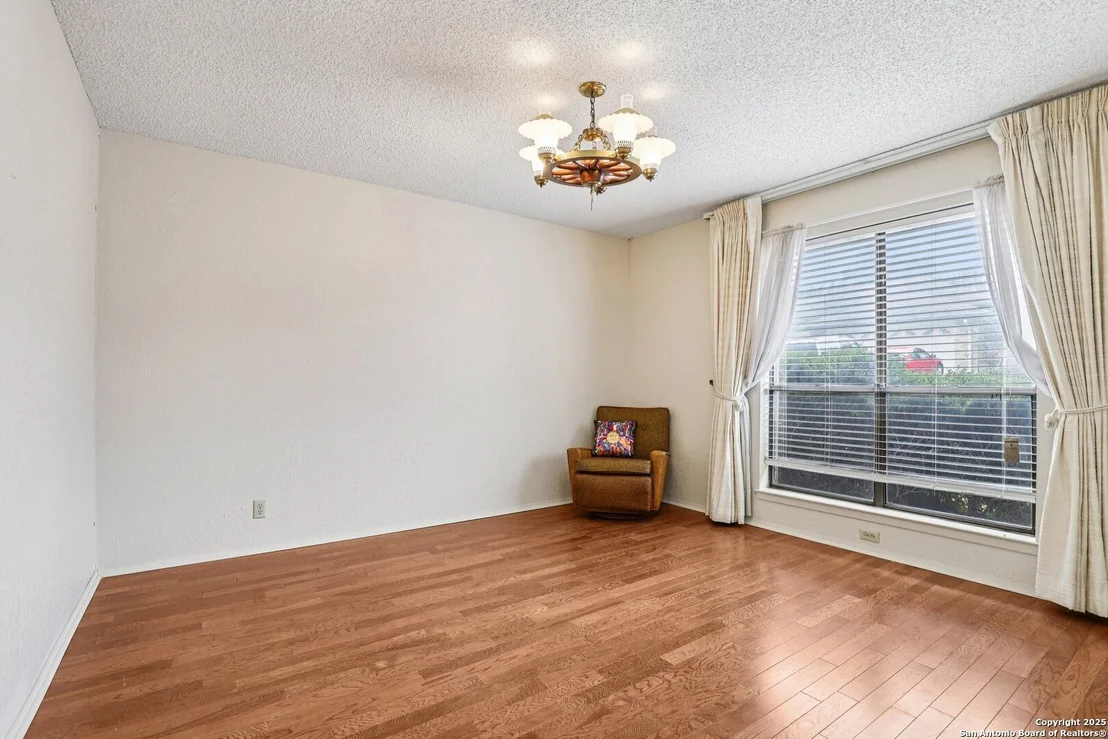 Photo of 5817 Winding Ridge