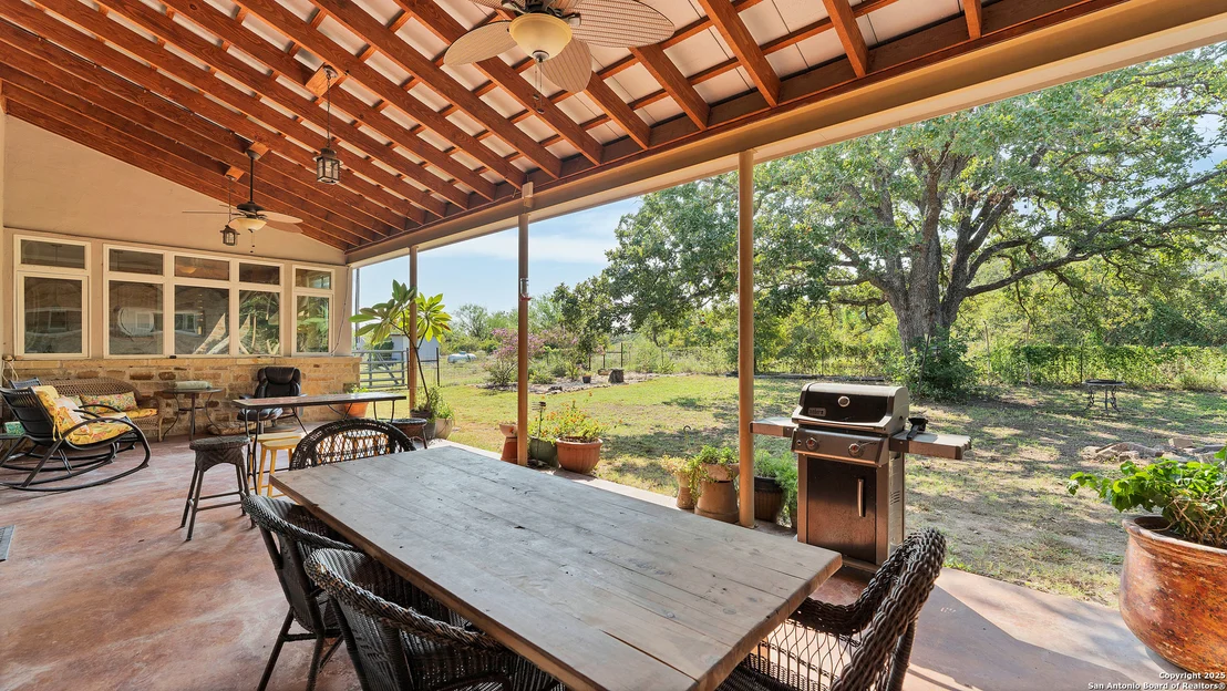 Photo of 475 JACKSON RD