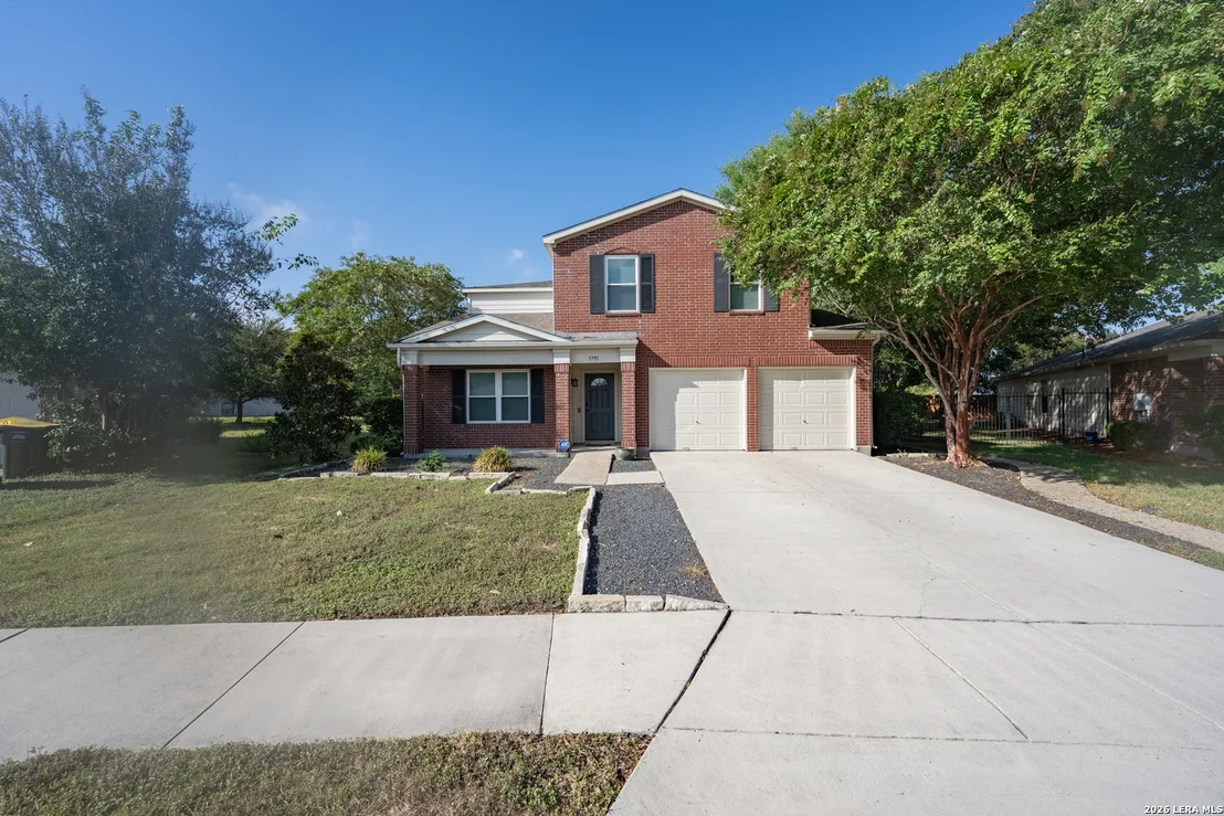 Photo of 5795 Saint Andrews