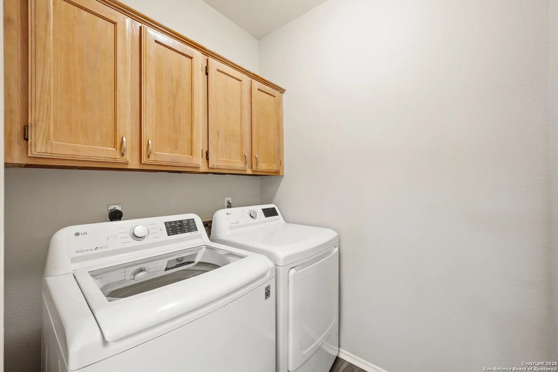 Photo of 6115 Glen Heather