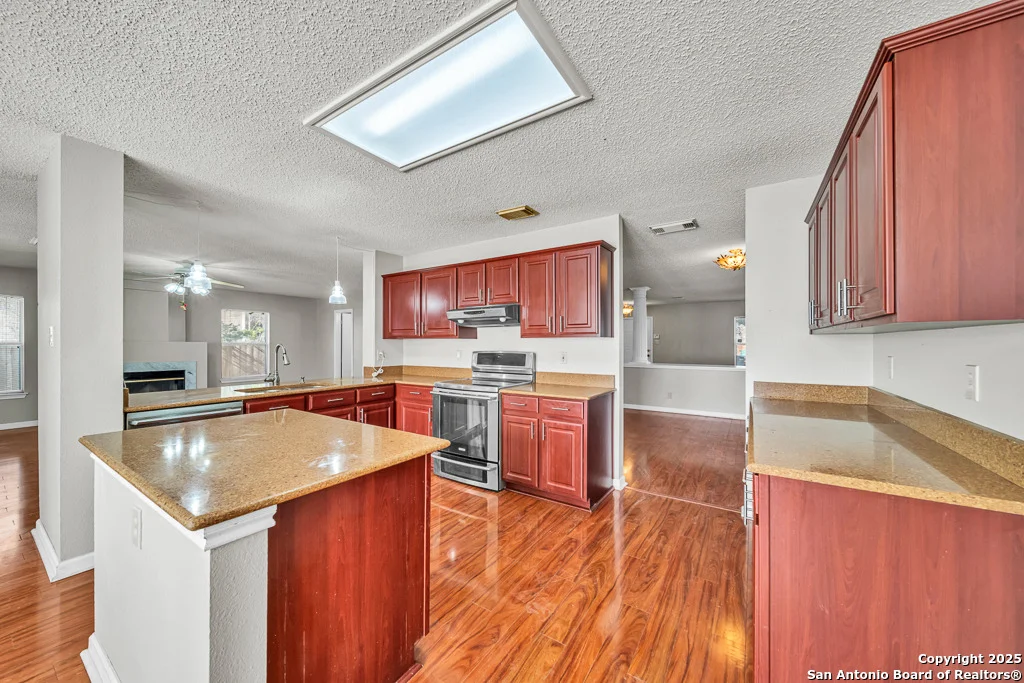 Photo of 7910 Dover Glade
