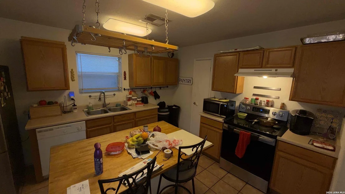 Photo of 3830 Bosque Seco