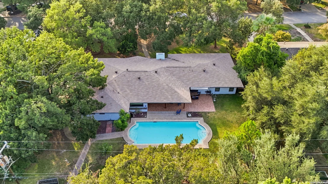 Photo of 204 Gardenview