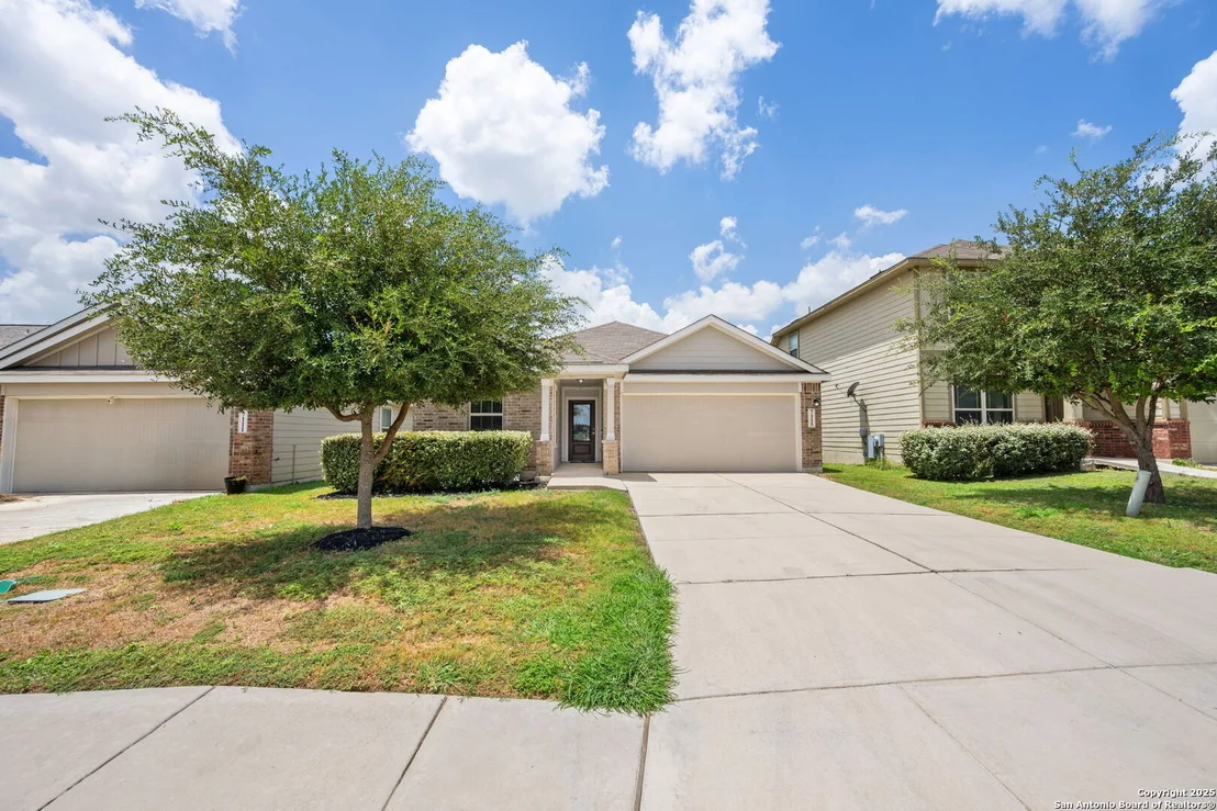 Photo of 7115 Azalea Sq