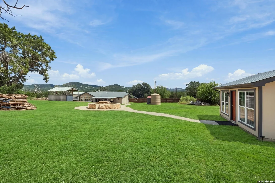 Photo of 526 CHEYENNE TRL