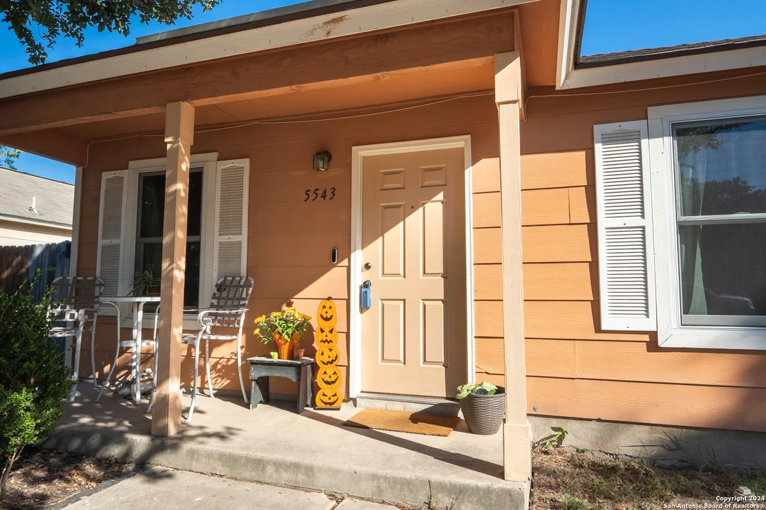 Photo of 5543 LANDERS FARM