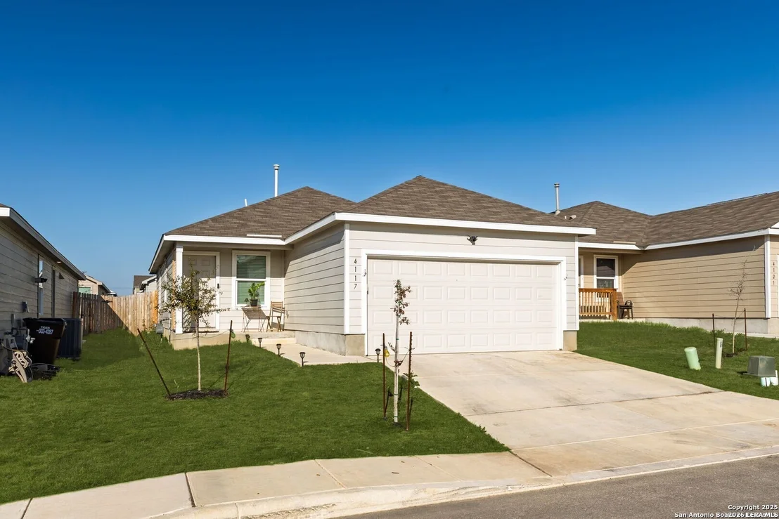 Photo of 4117 CATARACT CIR