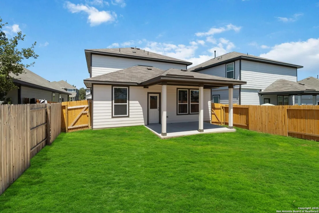 Photo of 15018 Homing Meadow