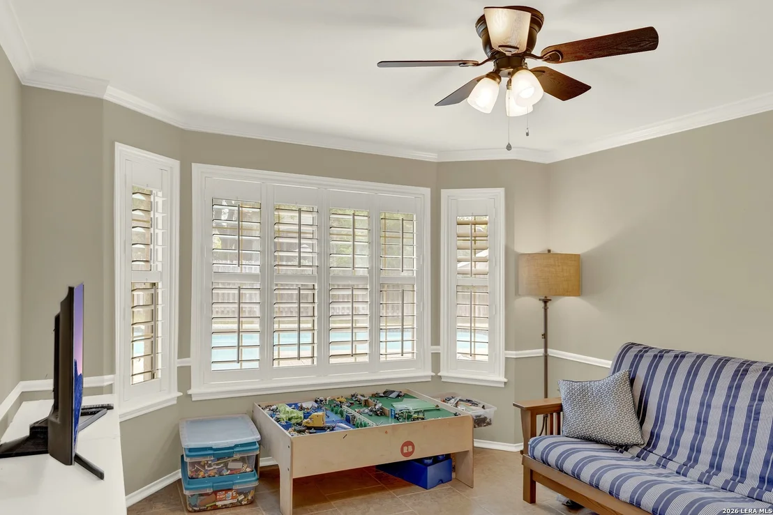 Photo of 1512 OAK TREE CIR