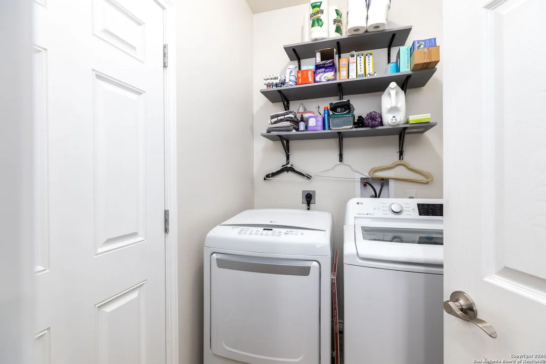 Photo of 381 CIMARRON