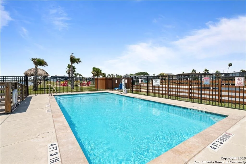 Photo of 101 Caribbean Dr Unit 6