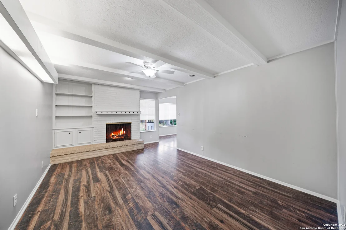 Photo of 3627 mapleton