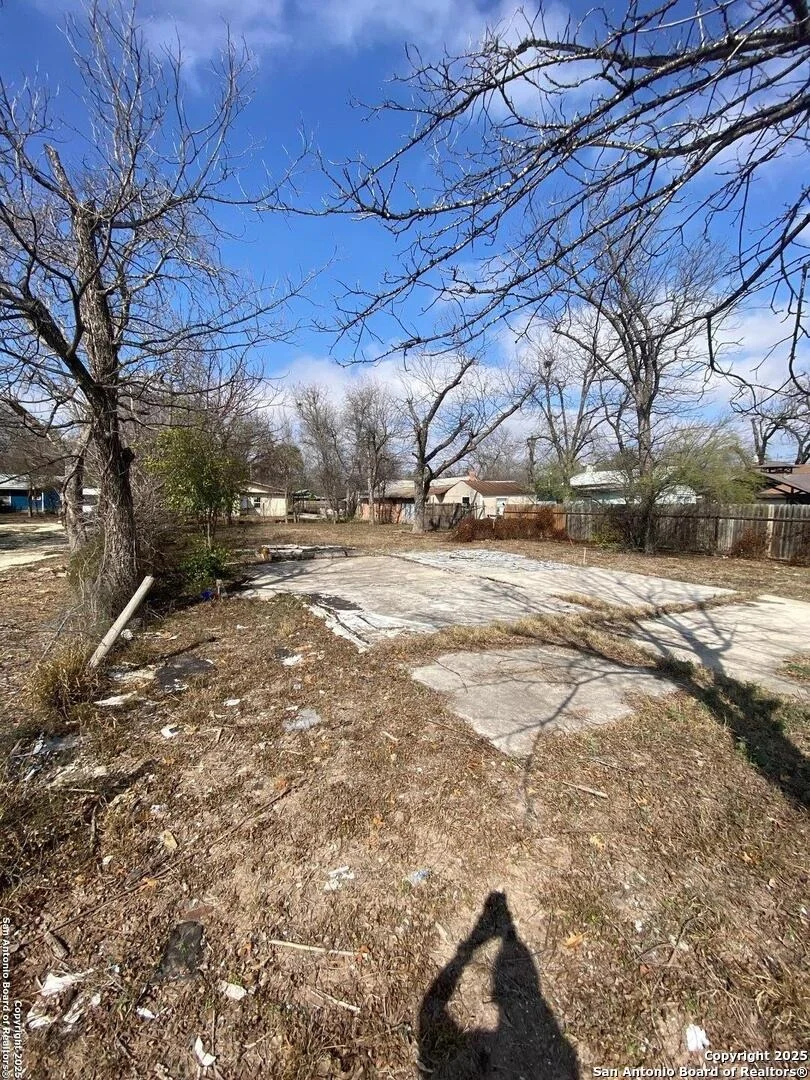 Photo of 412 W NORTH LN
