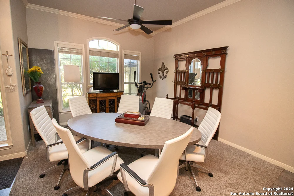 Photo of 8526 FAIRWAY TRACE DR