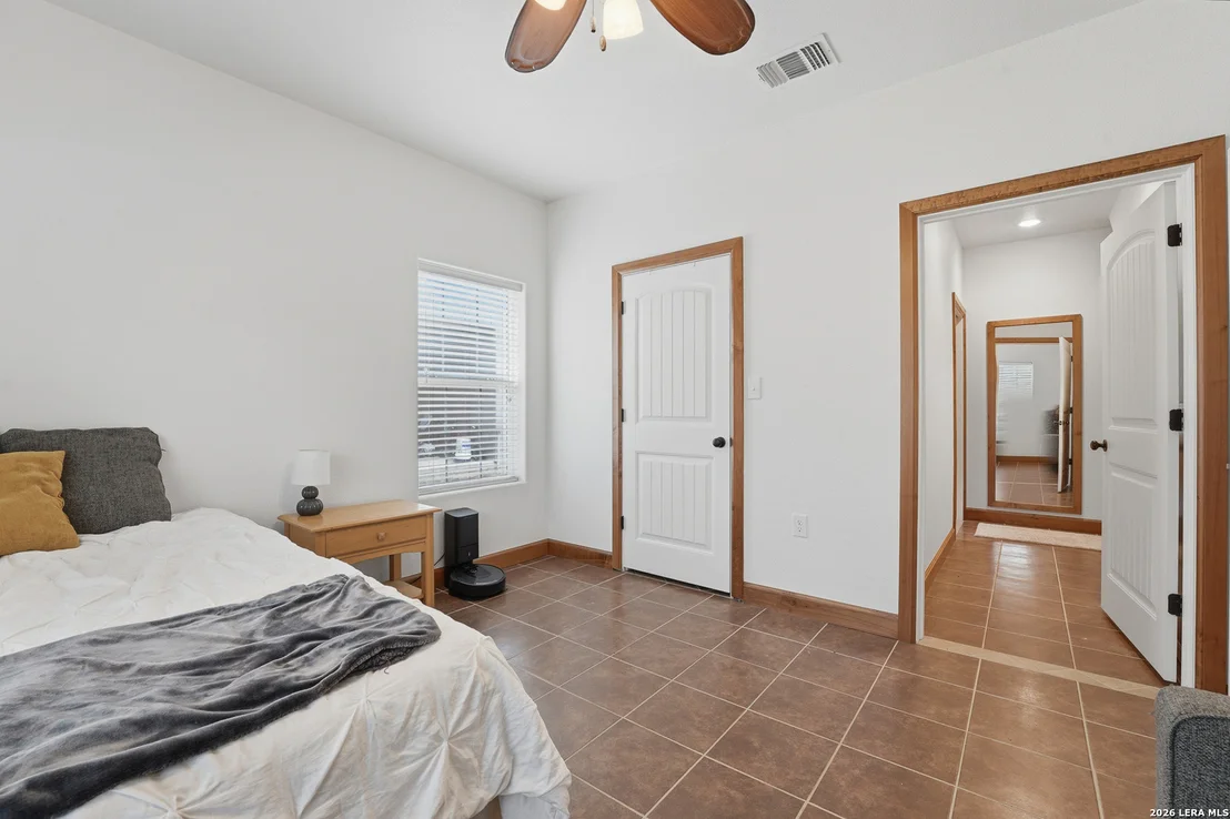 Photo of 325 Sollock