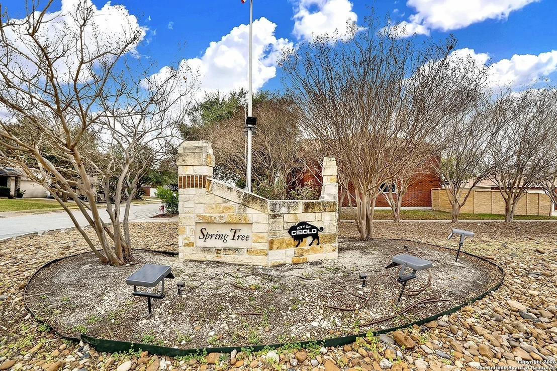 Photo of 128 Springtree Grove