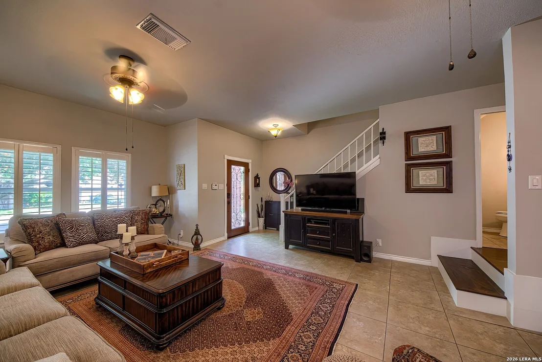 Photo of 2422 Thrasher Oak