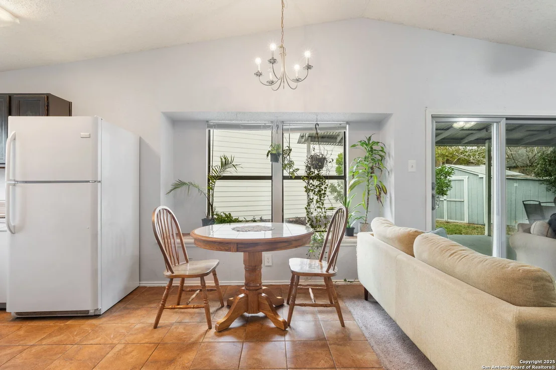 Photo of 9407 VALLEY MOSS