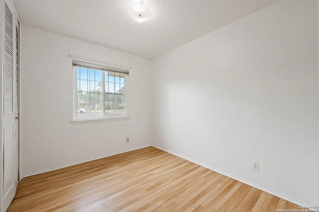 Photo of 6719 Lucerne