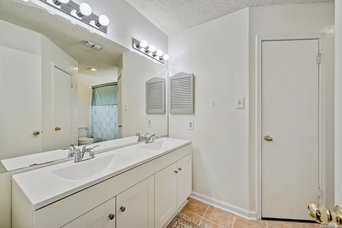 Photo of 6238 Broadmeadow