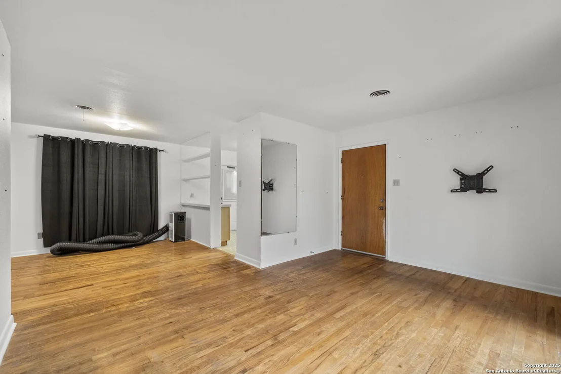 Photo of 926 Olney Drive
