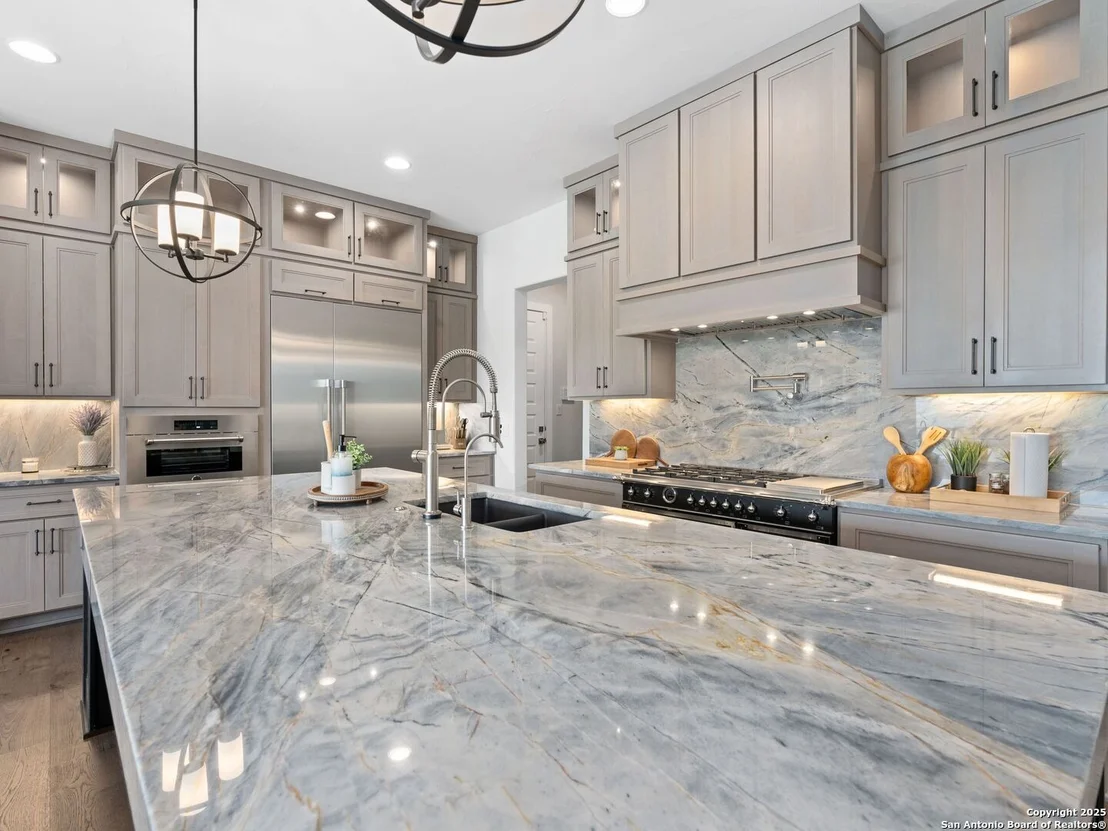 Photo of 207 River Bend