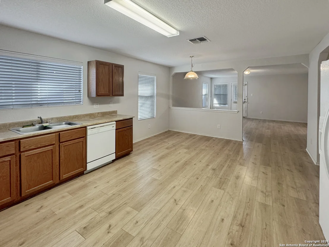 Photo of 16415 COLTS BAY