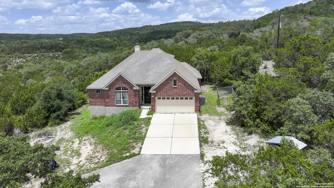Photo of 846 COUNTY ROAD 2763