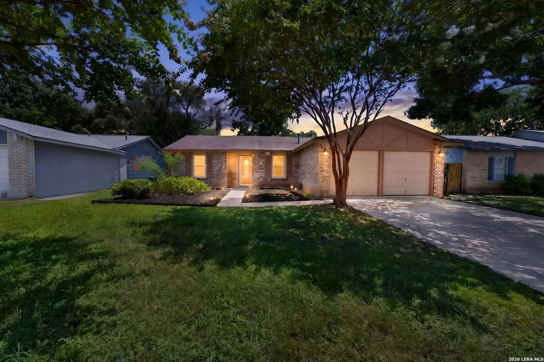 Photo of 9350 Cliff Way