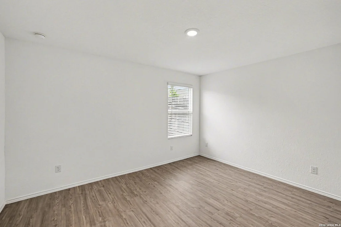 Photo of 5415 Daphne