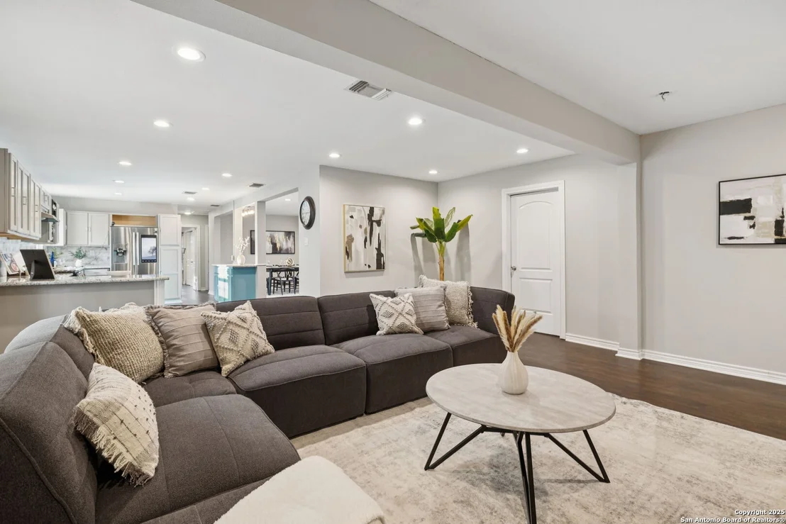 Photo of 4871 Evers
