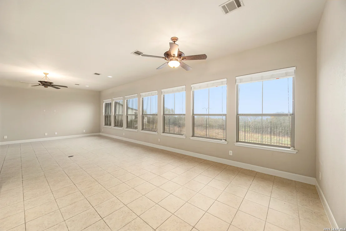 Photo of 217 High Point Cir