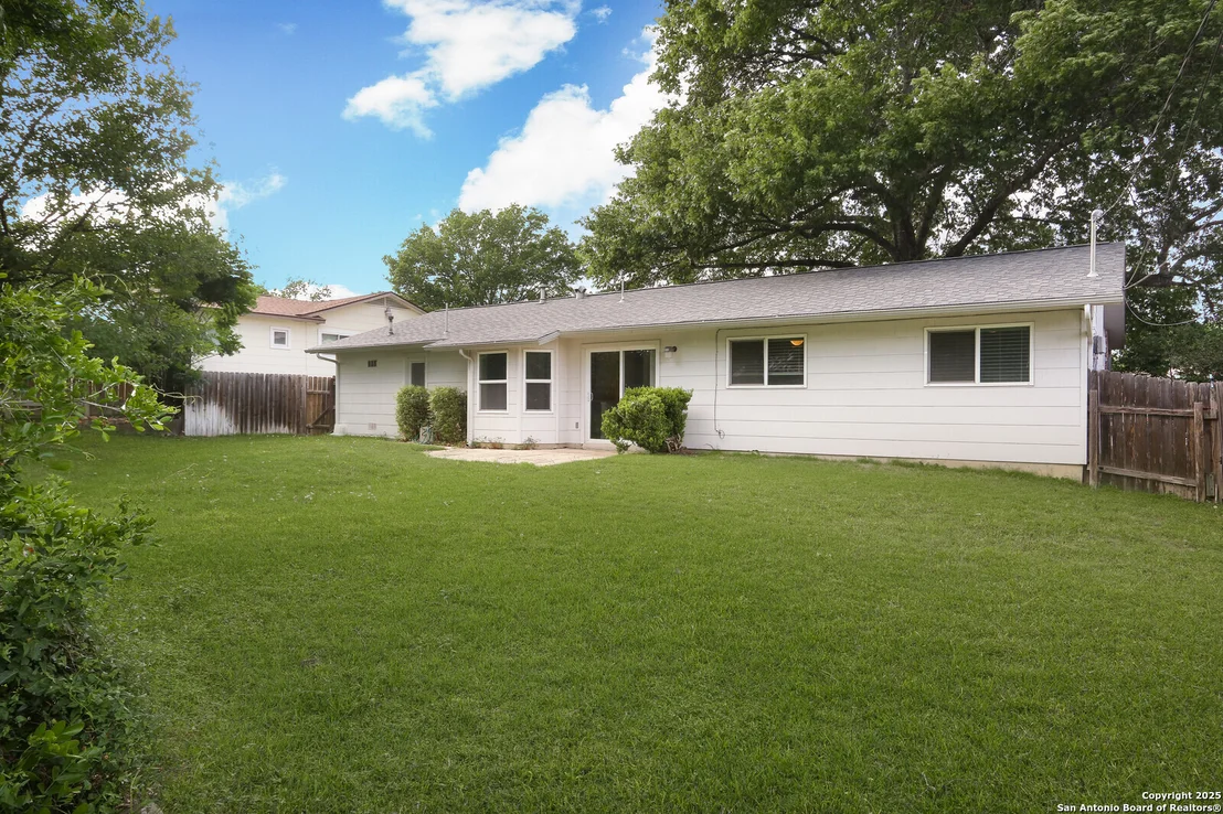 Photo of 5606 Granger
