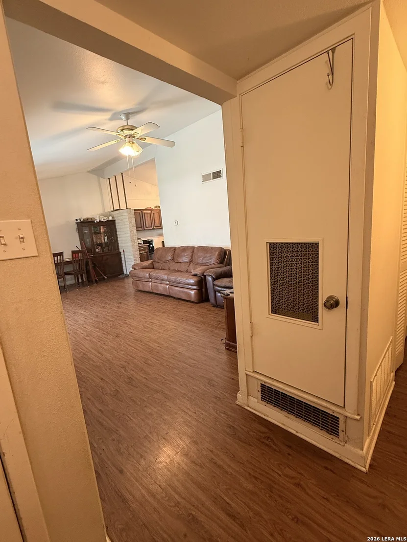 Photo of 5411 Redding