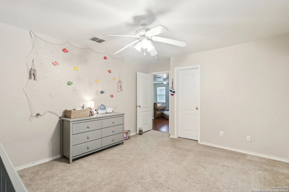 Photo of 141 GATEWOOD FLS