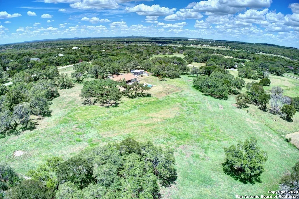 Photo of 555 CROOKED OAK DR