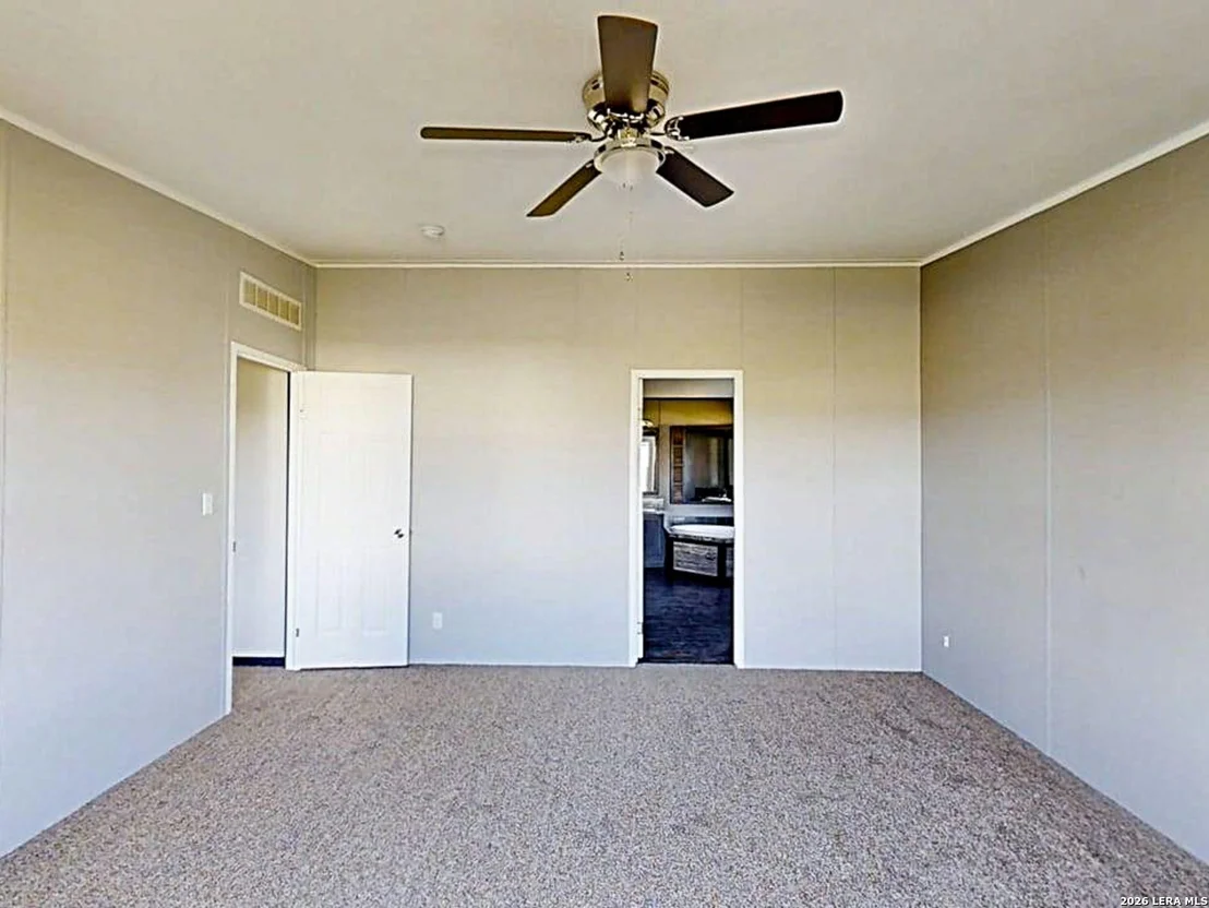 Photo of 604 Wexford