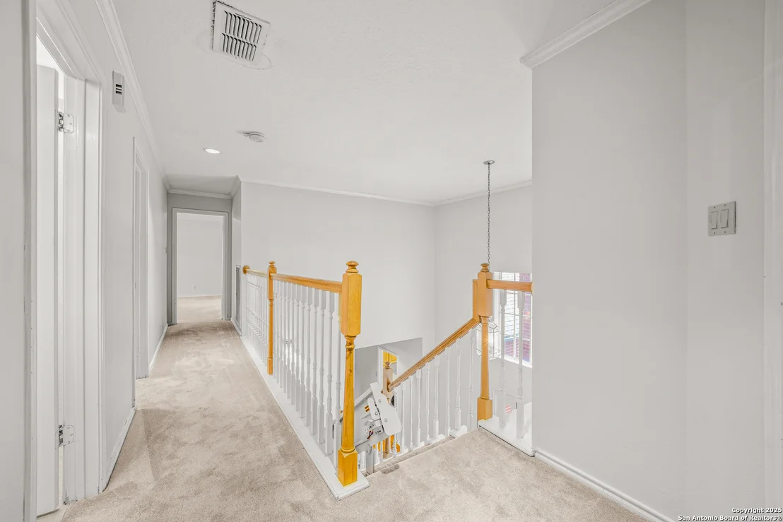 Photo of 11822 Queenston
