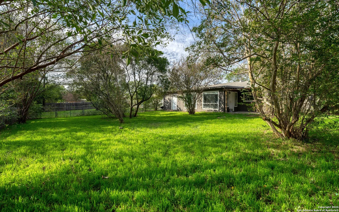 Photo of 4430 CLEAR SPRING DR