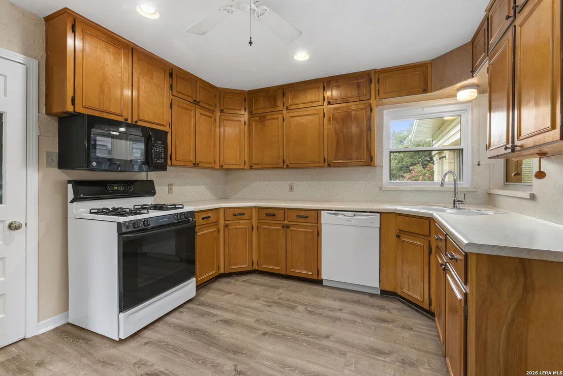 Photo of 117 BRYKER DR