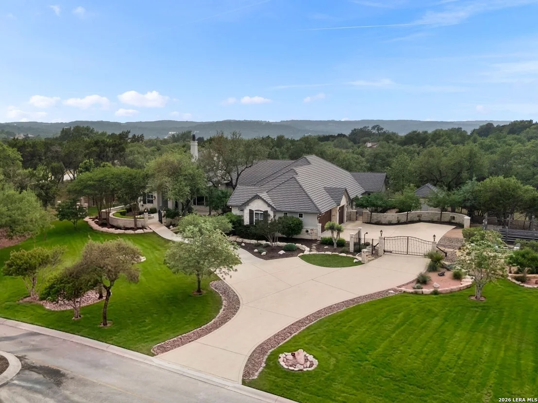 Photo of 8 Winged Foot