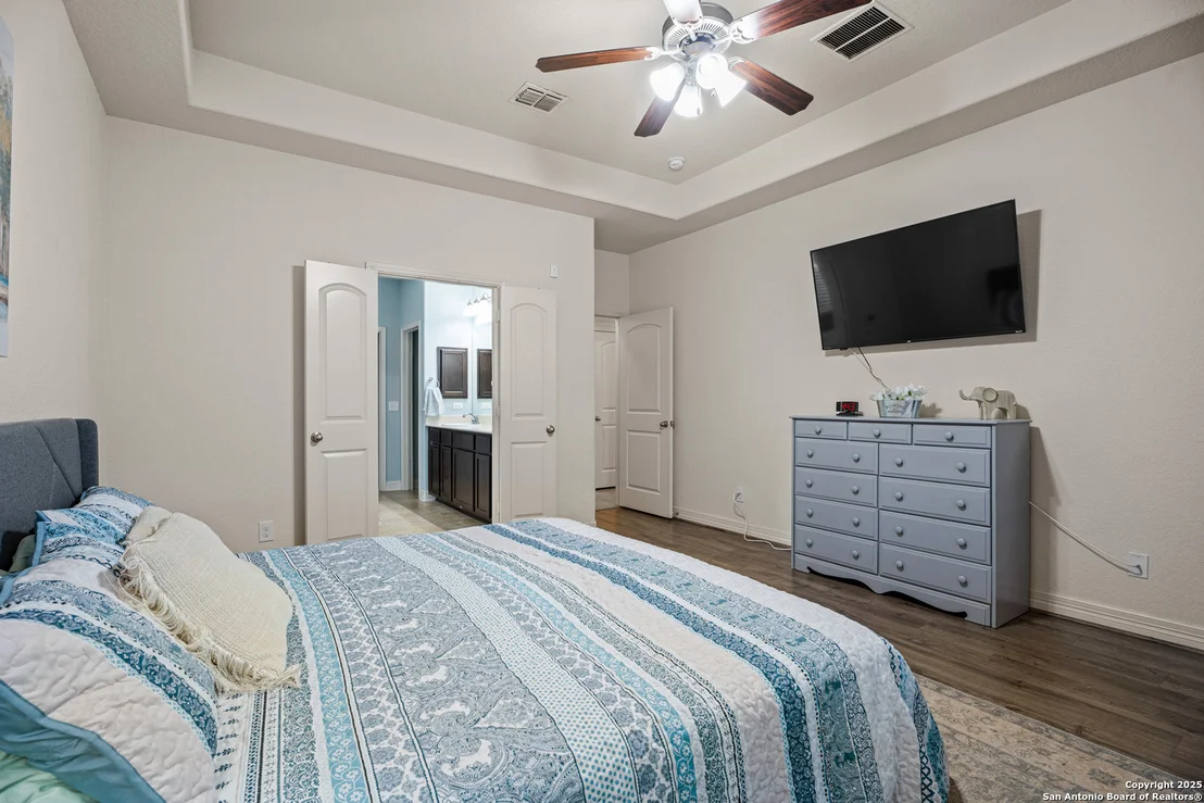 Photo of 1706 Nightshade