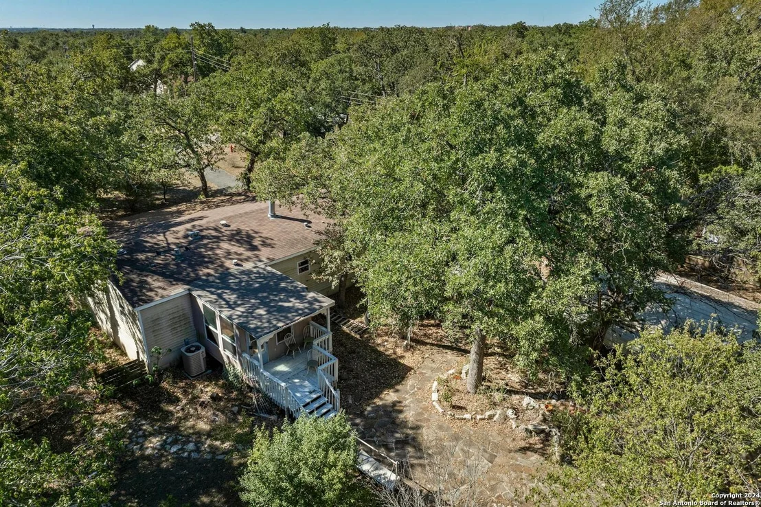 Photo of 1007 Red Bud Drive