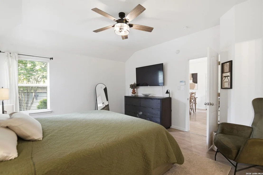 Photo of 516 THOREAU TRL