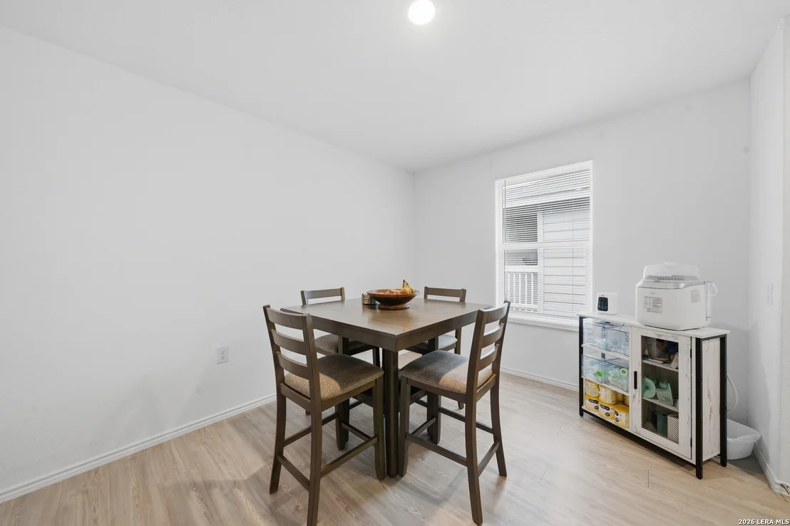 Photo of 927 Magrum Way