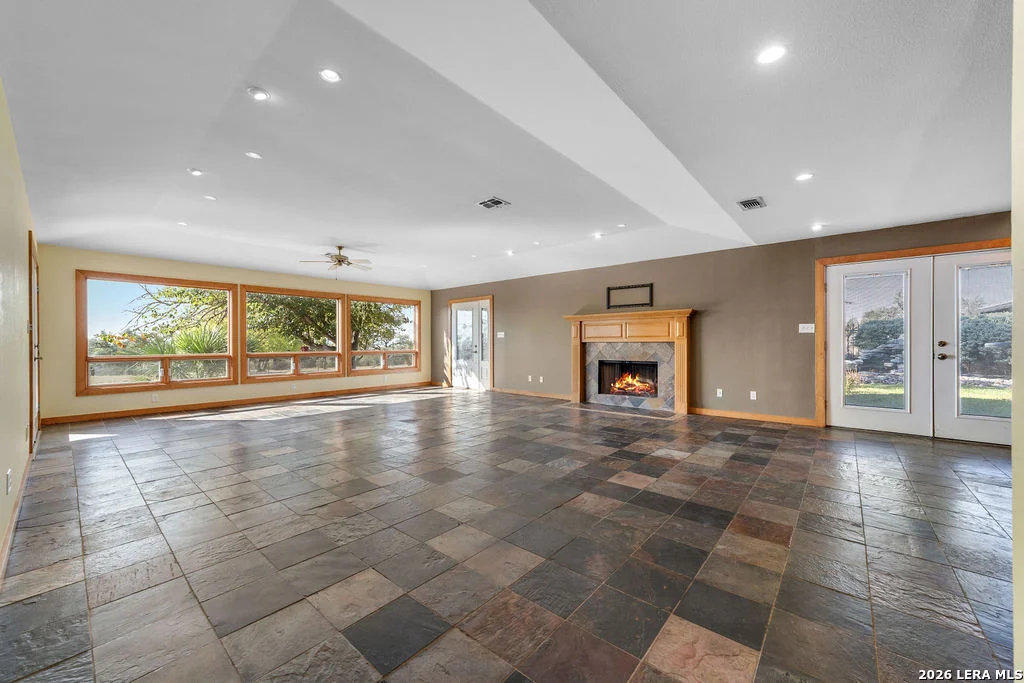 Photo of 309 Burney