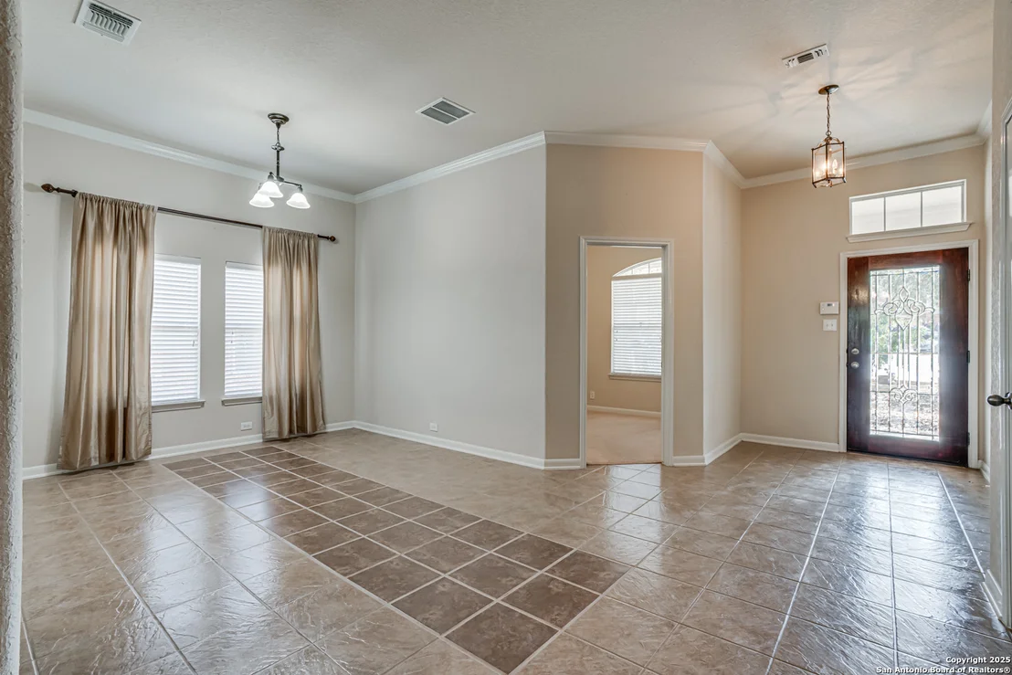 Photo of 3326 Collin Cv