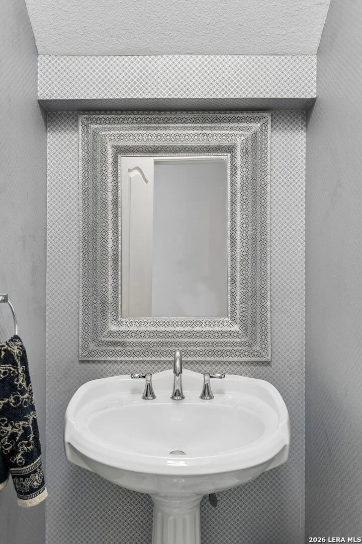 Photo of 14806 Circle J Trl