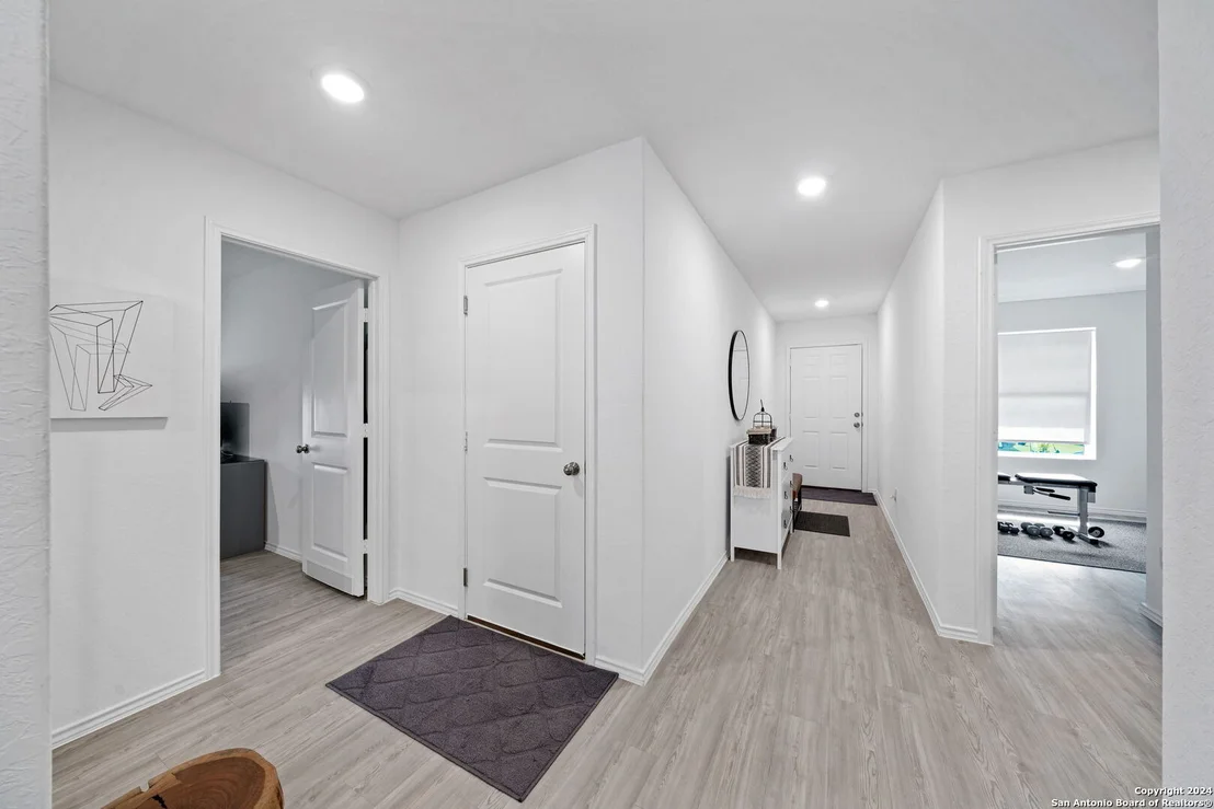 Photo of 5715 Mountain Point